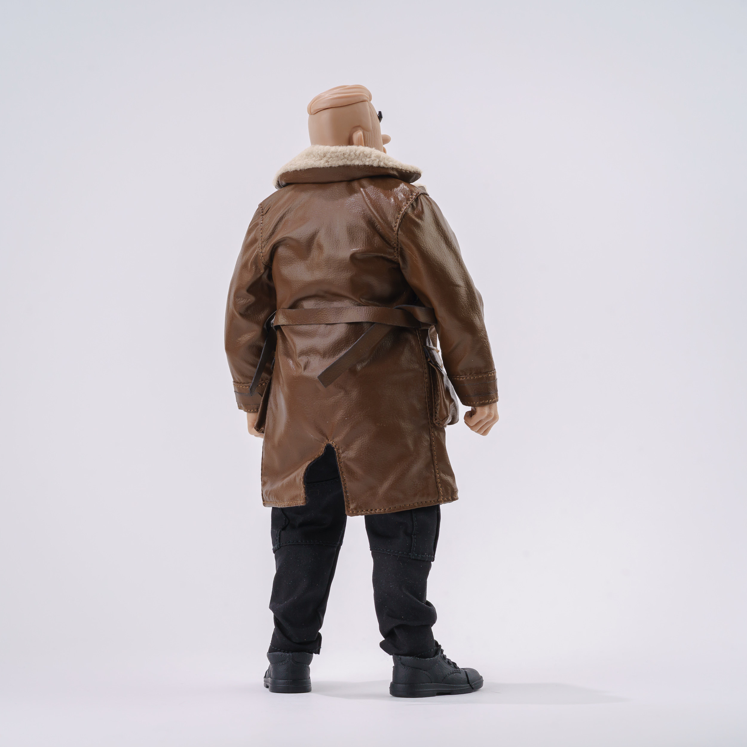 1/12 Schaal Middelbare leeftij - Leatherwork Products recensie en prijs