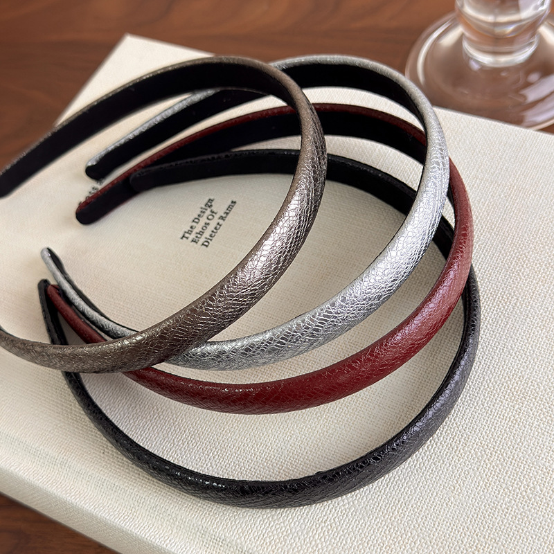 Vintage rode leren dunne hoofd - Leatherwork Rings recensie en prijs