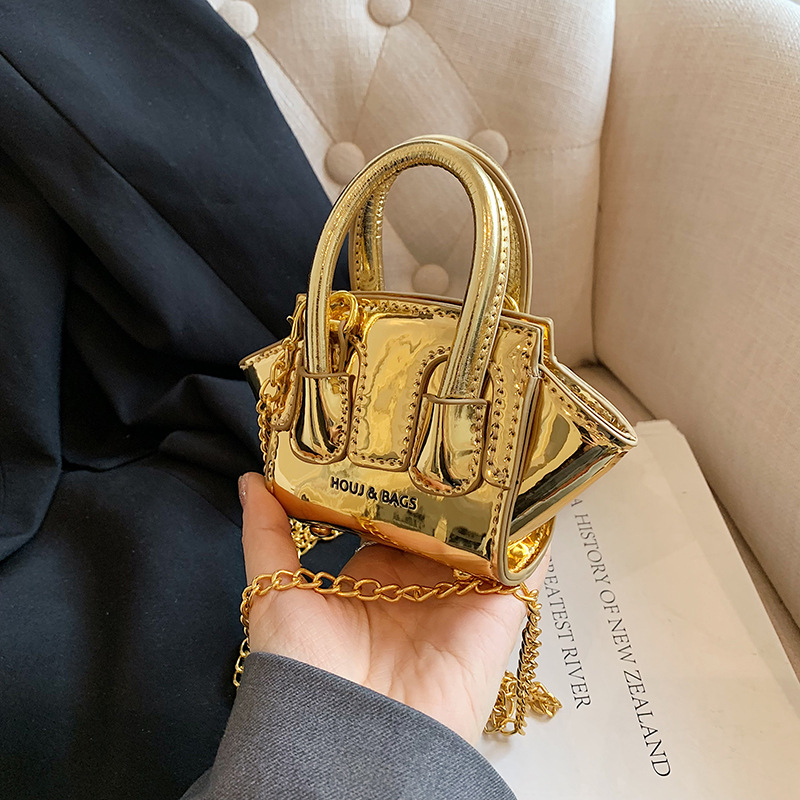 Trendy mini-oortelefoontas Cro - Leatherwork Wallet recensie en prijs